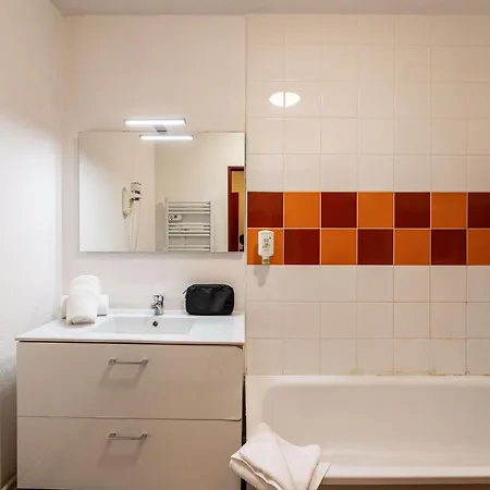Zenitude Hotel-residences - Les Terrasses Du *
